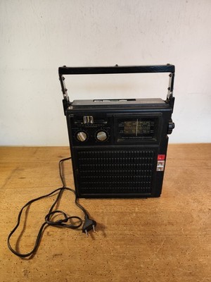 DDR RFT radio Sternradio Stern-Garant R2130 suitcase radio home receiver 1977