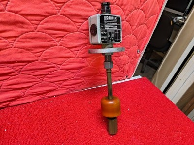 Used Woerner KFN-E-C-WXX-0 Lubrication Reservoir Float Level Switch Good Cond