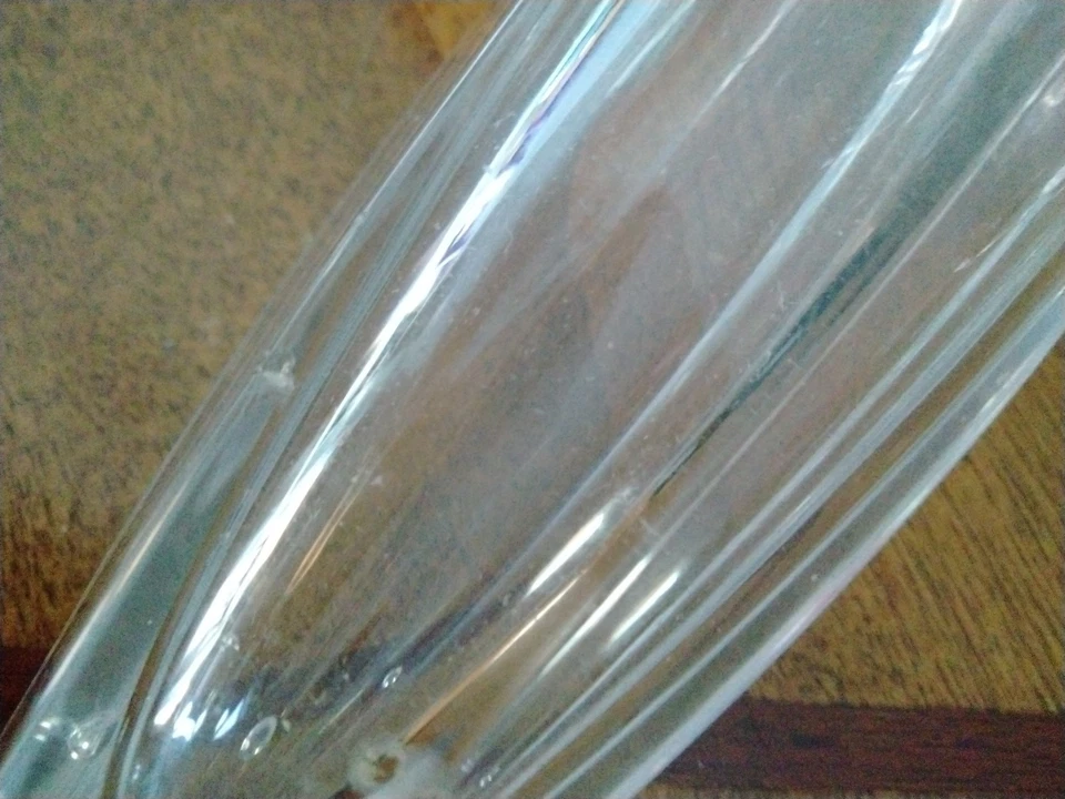 Jarrón colgante de pared con cono de cristal ¿Coche funerario? Foto 3 de 4