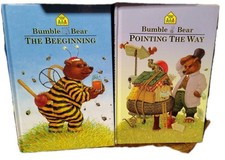 🌷 Lot 2 BUMBLE BEAR The Beginning  + Pointing The Way - Hardcover Books 