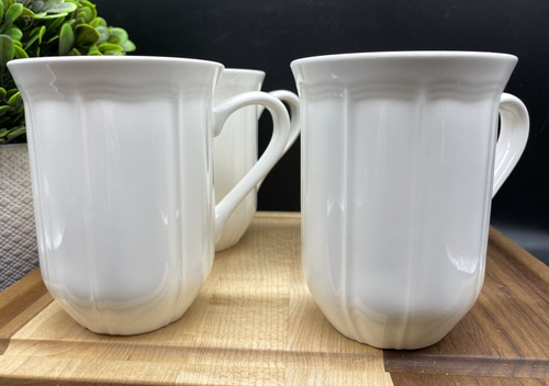 Mikasa Porcelain ANTIQUE WHITE 4.5" tall by 3.25" Coffee/Tea Mug (SET OF 4) NEW - Picture 5 of 8