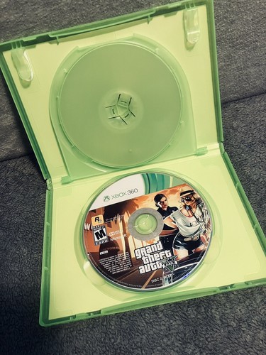 Grand Theft Auto IV GTA4 & V GTA5 Xbox 360 Tested Works READ & ✅ Pics GR8 Deal - Picture 13 of 17