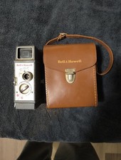 Bell  Howell Vintage 8mm Movie Camera w/ Leather Case   Film Advance Works