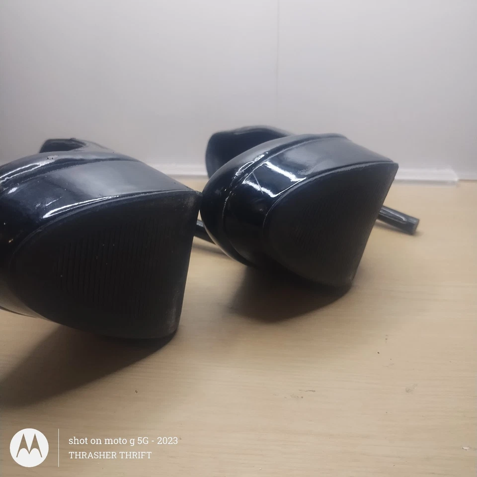 Zapatos de tacón Wild Diva con plataforma totalmente negros Foto 4 de 4