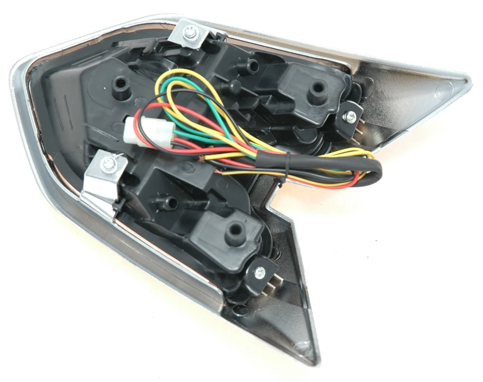 Kawasaki Vulcan 1700 2009-18 Integrated Tail Light Turn Signal NEW style LED  - Image 2 of 4