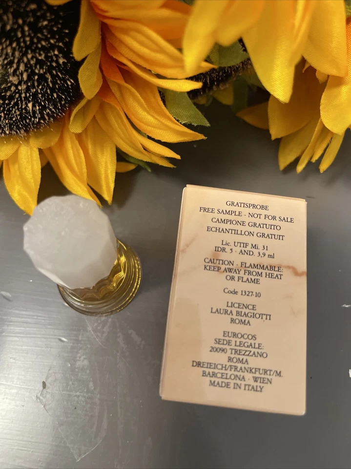 Roma by Laura Biagiotti Mujer EDT Splash 0.17fl.oz-5ml. Mini vintage nuevo en caja Foto 3 de 3