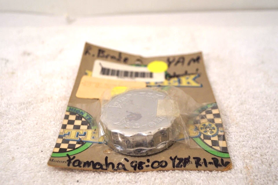 98 99 Yamaha R1 00 R6 Pro-Tek Rear Brake Reservoir Threaded Cap PRC-175C - Imagem 2 de 4