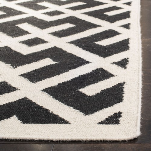 SAFAVIEH Dhurries DHU552L Handwoven Black / Ivory Rug - Picture 11 of 24