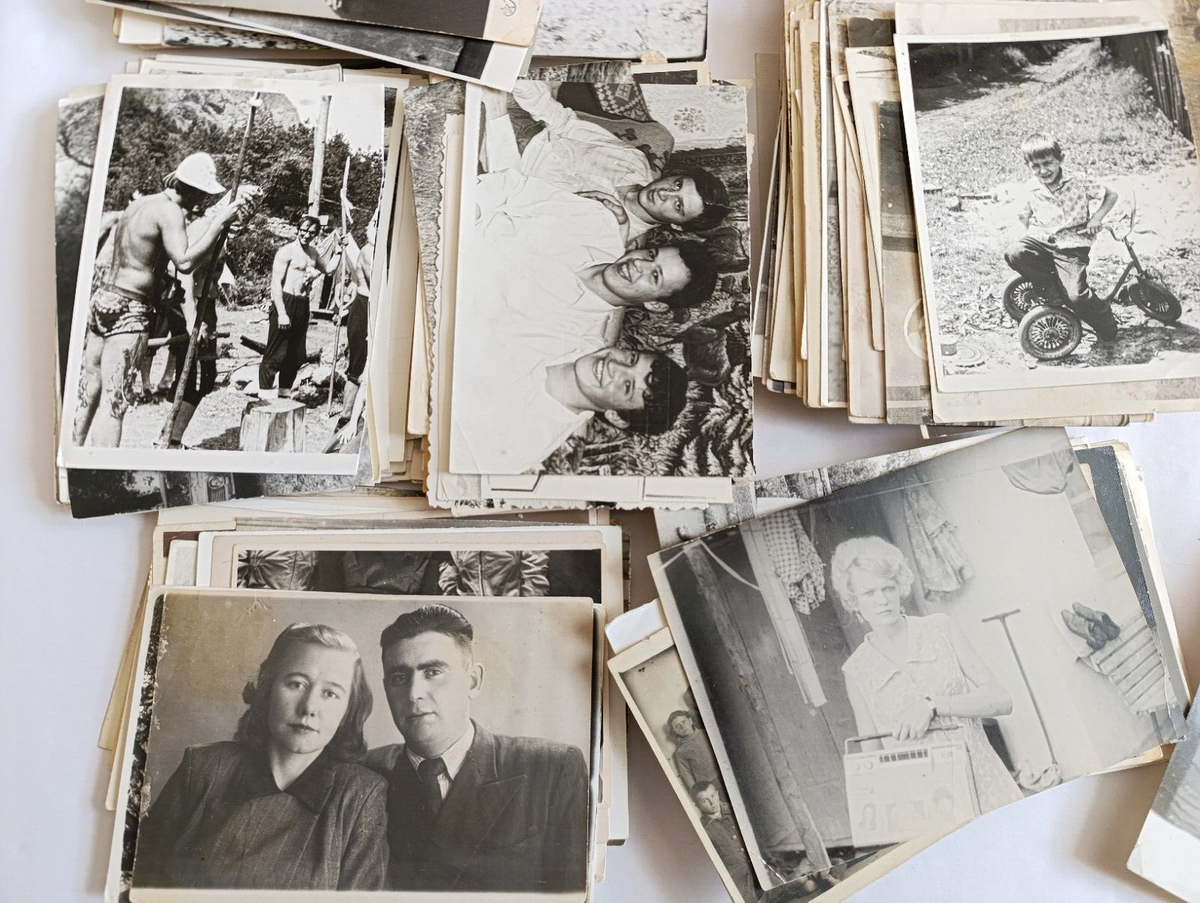 LOT OF 50 ORIGINAL RANDOM FOUND OLD PHOTOS MOSTLY B&W