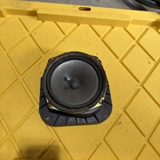 1992-1996 Toyota Camry Front Rightdoor Speaker Genuine Passenger 1992-1996 Toyota Camry Front Rightdoor Speaker Genuine Passenger