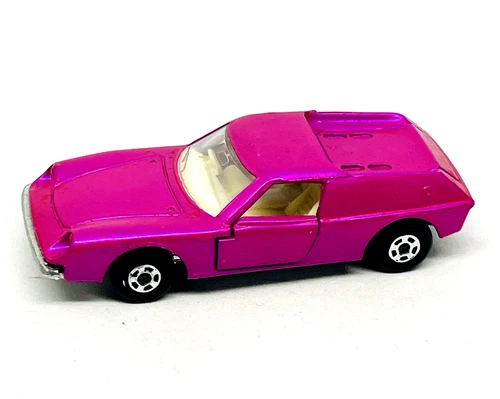 Matchbox Lesney Superfast 5 Lotus Europa in dark pink, shiny base, mint!