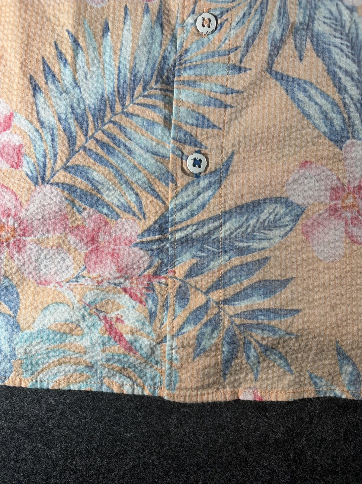 Tommy Bahama Men's Nova Wave Floral Shirt Short Sleeve, Button-Up - second product detail image