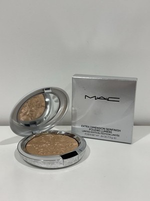 MAC Extra Dimension Skinfinish Highlighter (Gleamscape) 7.5g/.26 oz New NIB