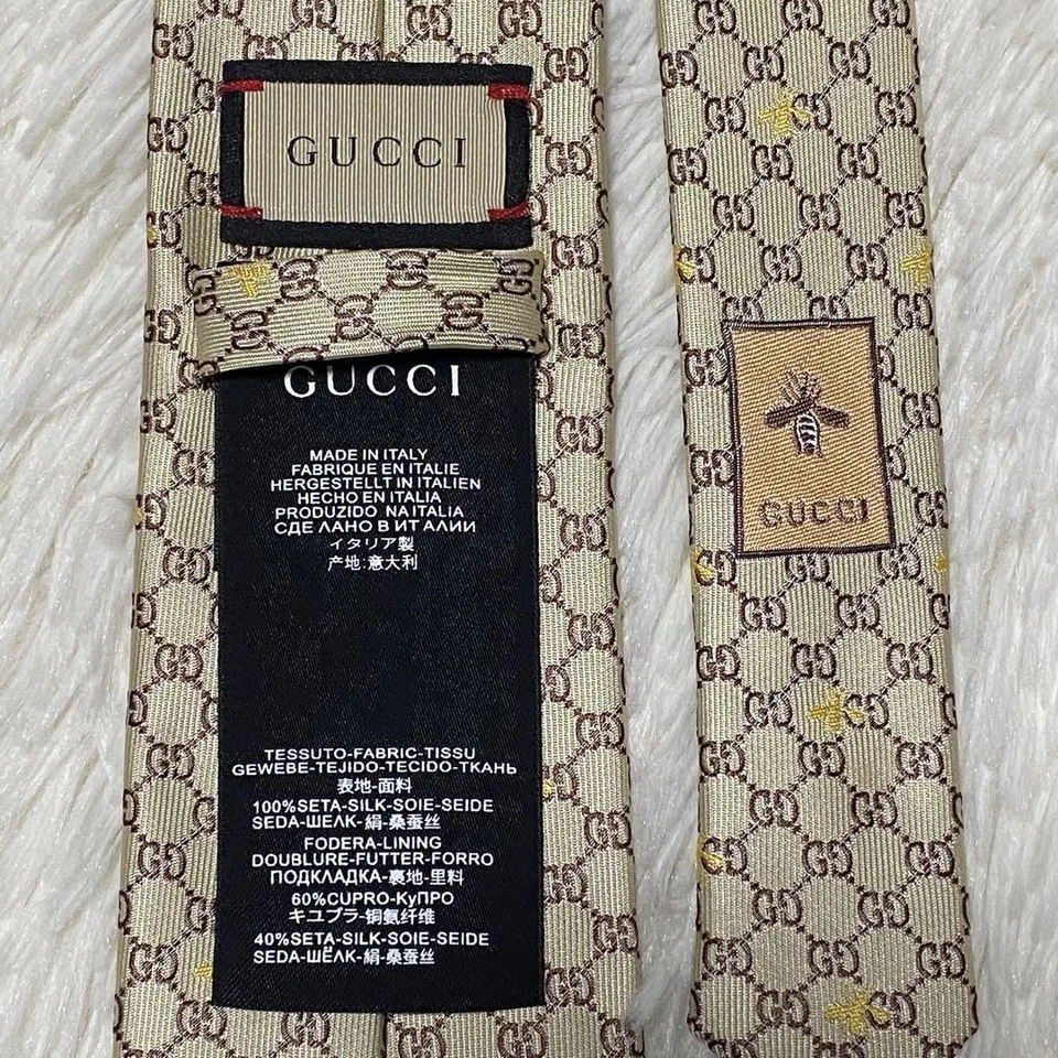 Gucci GG Patrón Pajarita Blanca Boda Espada Grande 7.5cm SS Foto 4 de 4