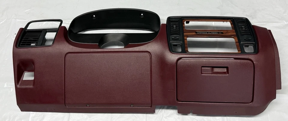 Chevy Caprice Impala SS 94-96 Lower Dash Panel Radio Bezel RED Trim Cover OEM Foto 3 de 4