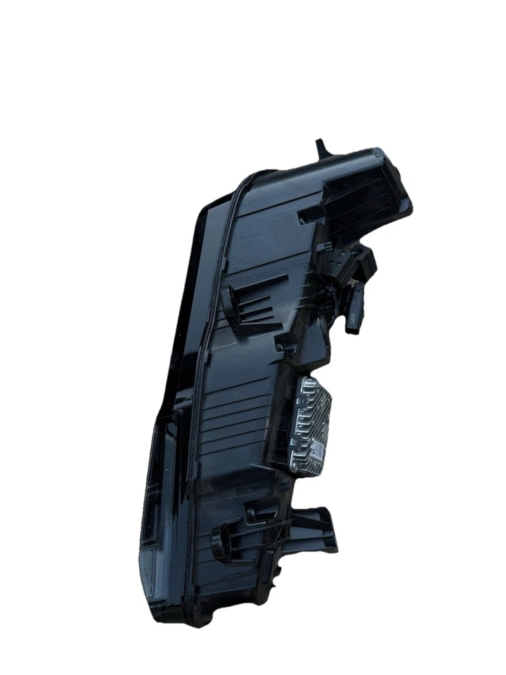 2024 2025 CADILLAC LYRIQ PARACHOQUES TRASERO DERECHO LUZ INTERMITENTE LED 85726290 Foto 4 de 4