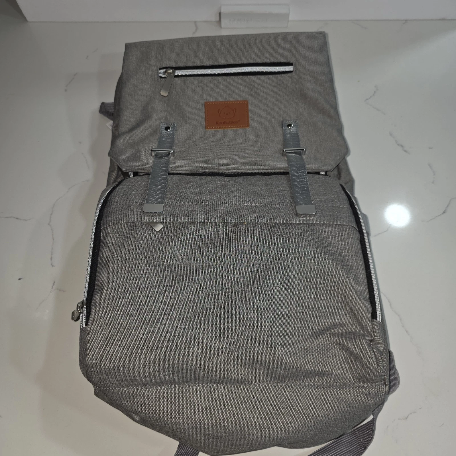 KeaBabies Explorer Diaper Backpack Gray Large with Changing Pad & Inner Pockets
Opens in a new windo