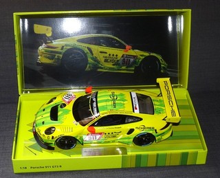 Porsche 911 GT3 R Manthey Grello 24h Nürburgring 2019 Minichamps 1:18 embalaje original