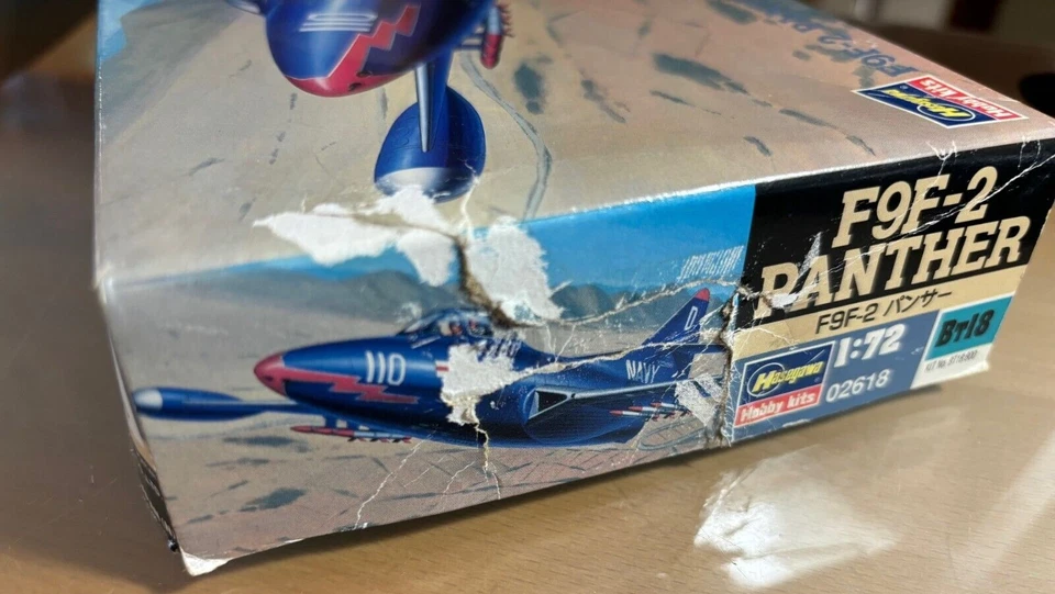 HASEGAWA 02618 - F9F-2 PANTHER - 1/72 PLASTIC KIT - Immagine 2 di 2