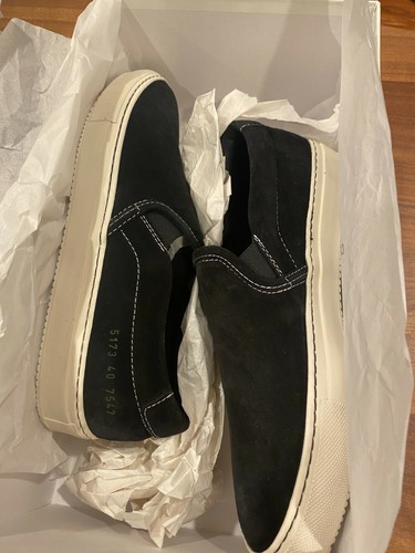 common projects slip on black