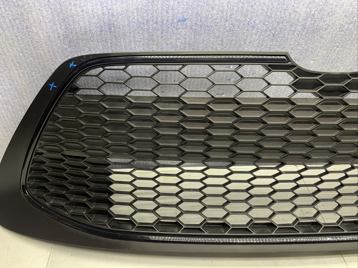 10kgバラ 2019 2020 2021 Toyota Corolla Front Bumper Lower Grill 53102