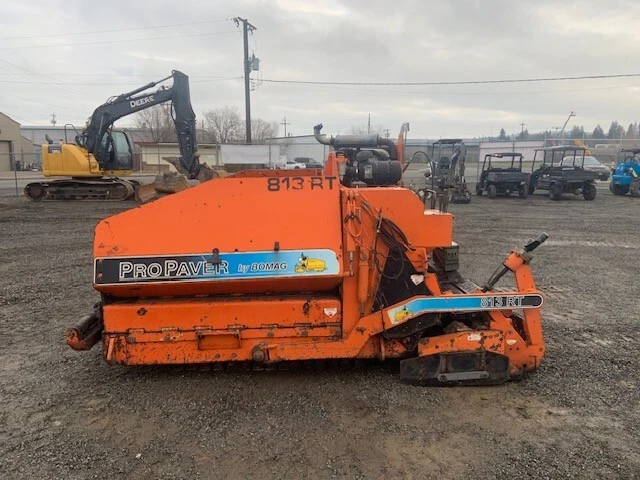 Bomrag 813RT Asphalt Paver with roller