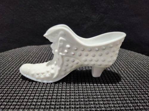 Vintage Fenton White Hobnail Milk Glass Shoe Slipper with Sleeping Cat