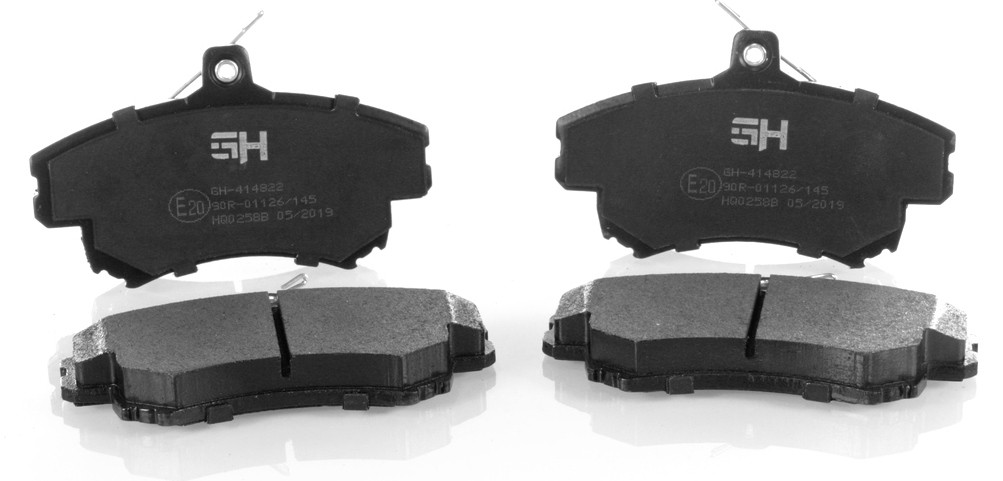1x Brake Pads Front for VOLVO S40,V40 97-03