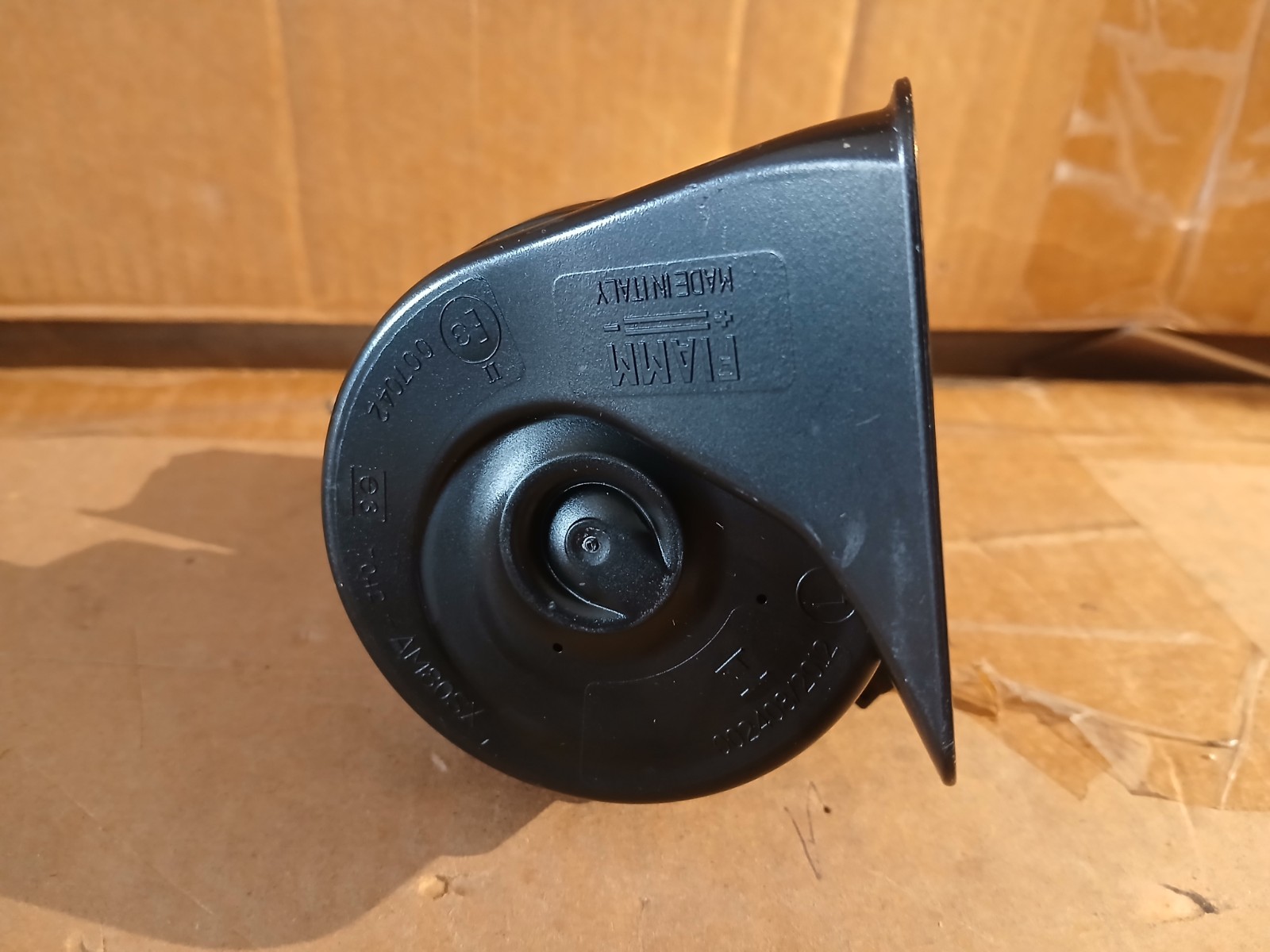 Maserati deep torn horn - 670038116