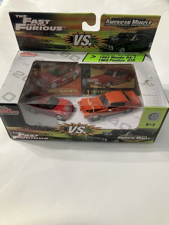 Fast and Furious Racing Champions Die Cast set: Mazda RX-7 vs. Pontiac GTO 1:64 - Image 2 of 4