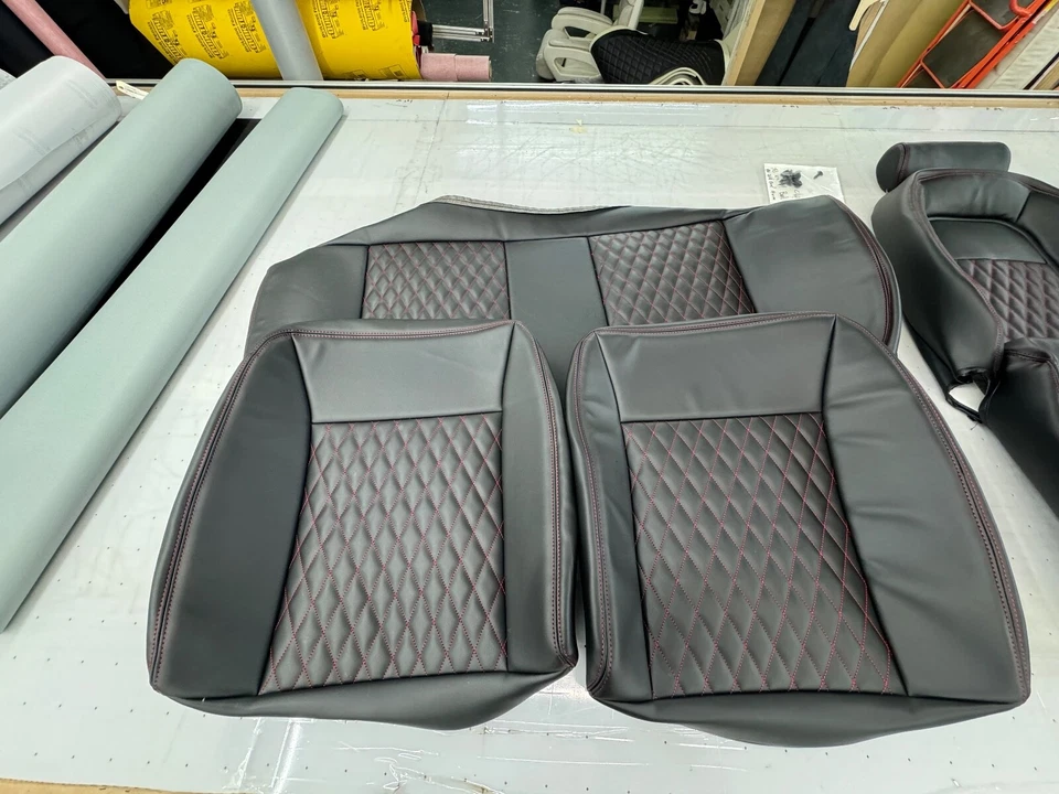 Kit de tapicería de asiento Ford Mustang 1987-1993 (kit completo F/R) Foto 2 de 4
