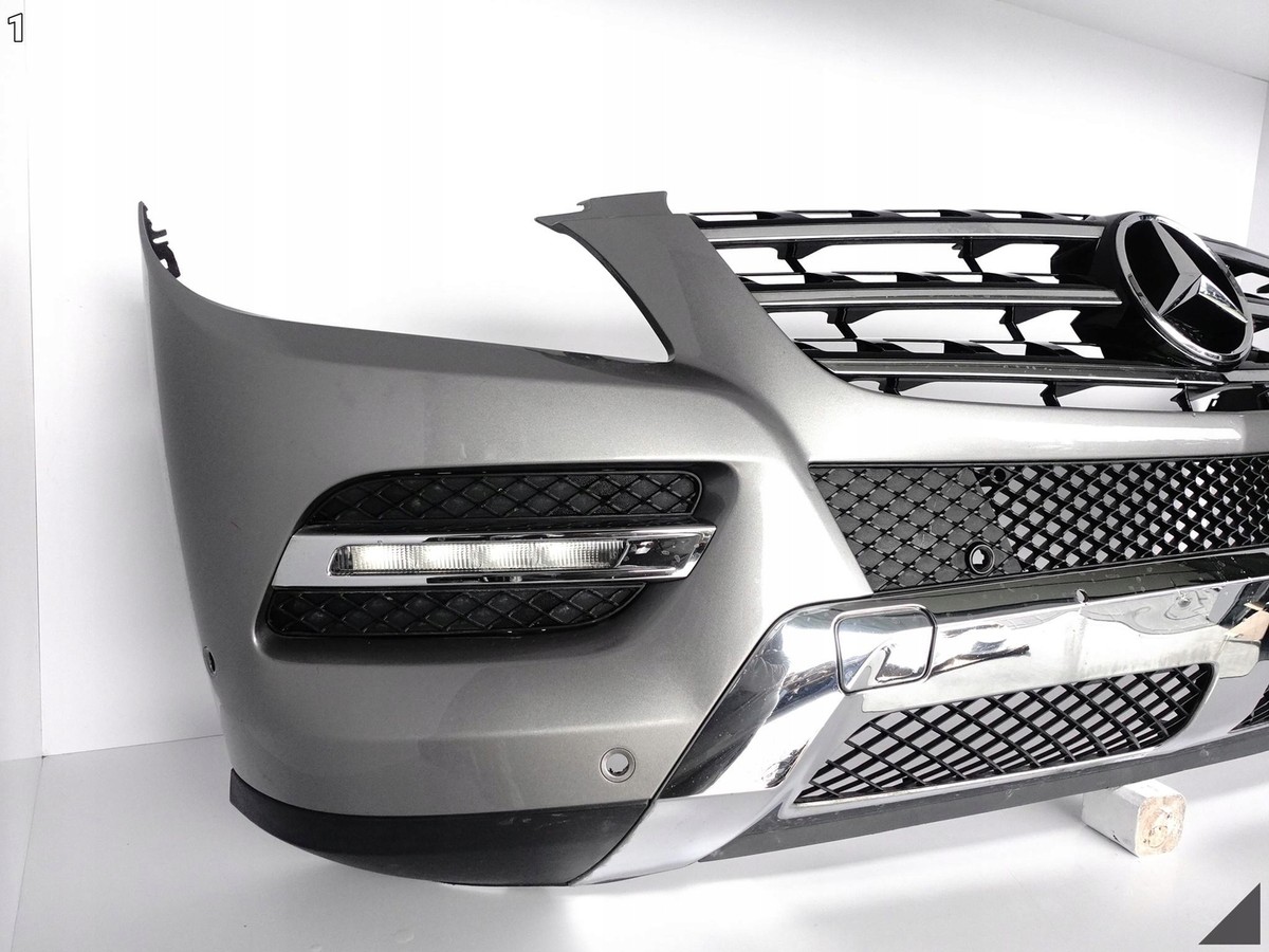 MERCEDES ML W166 BASIS Bj.11-15 Stoßstange Vorne GRILL LED 6xPDC 