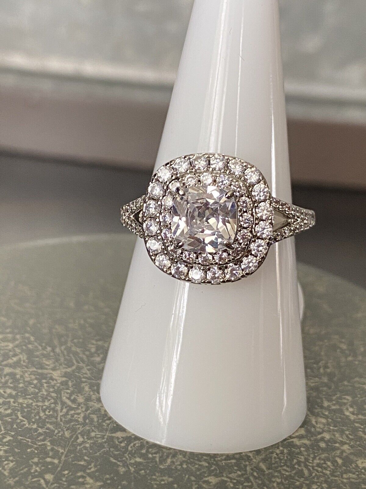 Ring Bomb Party Back For You RBP4647 Size 8 Diamond CZ Rose Gold Plated