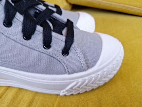Justice Hightop Sneaker Size 5 - Picture 10 of 15