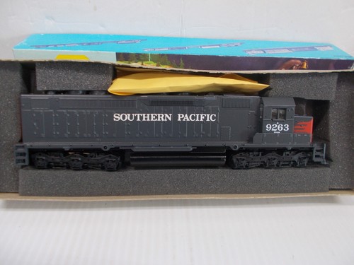 ATHEARN # 4126 ~ LOCOMOTORA FICTICIA SOUTH PACIFIC SDP40 # 9263 ~ ESCALA HO | Condition: New: Other (See Details)