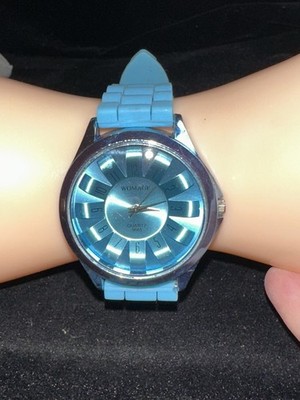 Vintage Womage Brand Blue Wrist Watch  New Battery Pretty Face
