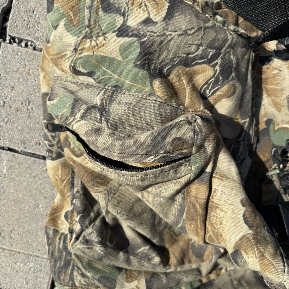 Vintage Advantage Camo Hunting Vest Padded Cushion Turkey Hunting 2X Made In USA - Image 3 of 4