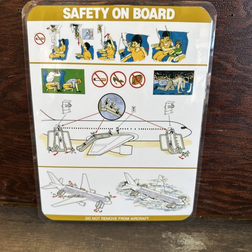 QANTAS Boeing 767-238 Safety On Board Laminated Card Style 1 - Picture 2 of 2