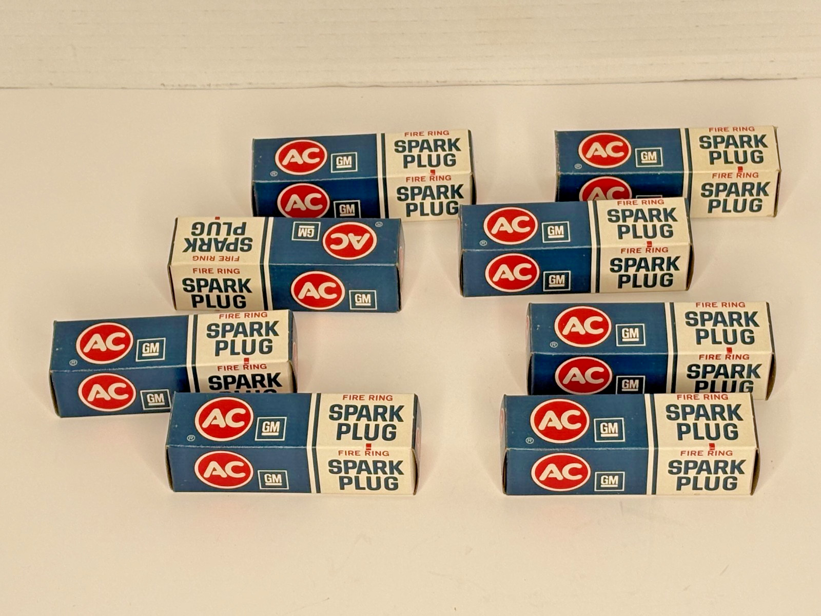 8 VTG NOS AC Delco Fire Ring 44XLS Spark Plugs GM 5612406 Original Package
