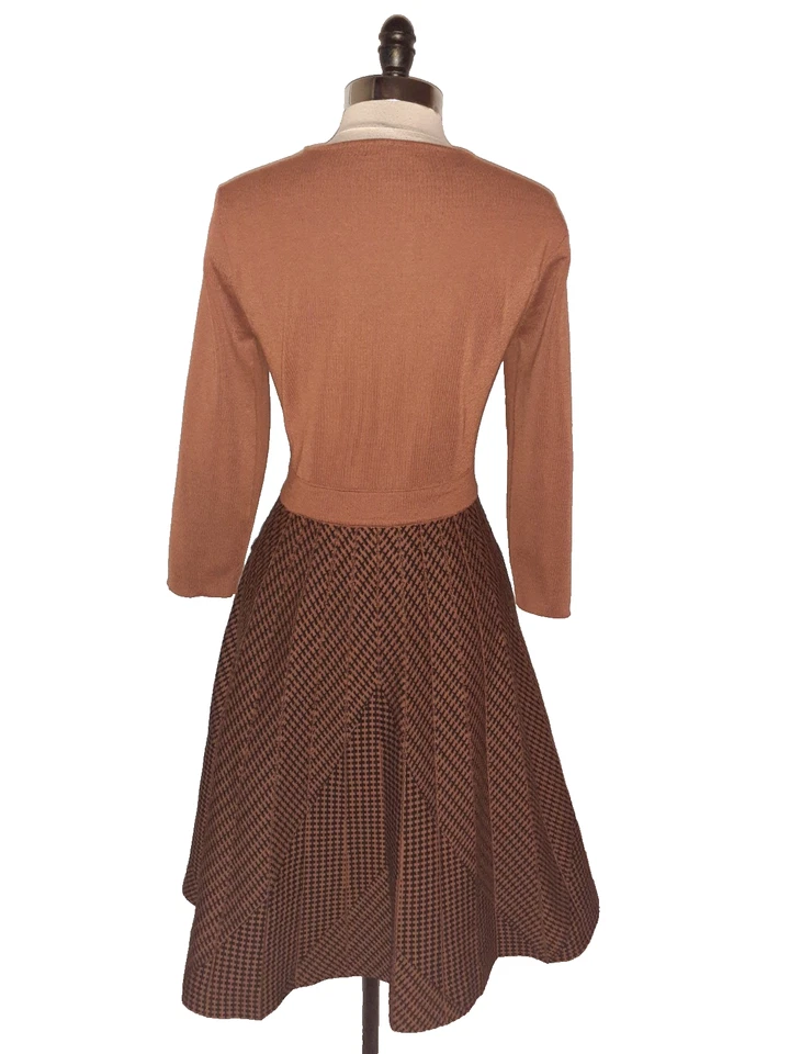 NEW LONDON TIMES Size XL Sweater Dress Brown Black 3/4 Sleeve Knee Length - Image 3 of 4