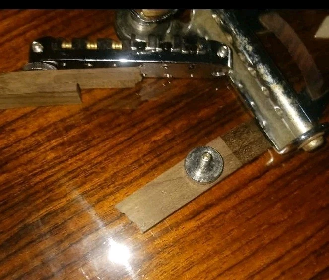 Винтажная Редкая Электрогитара Walnut 1970-е Univox - Изображение 3 из 4