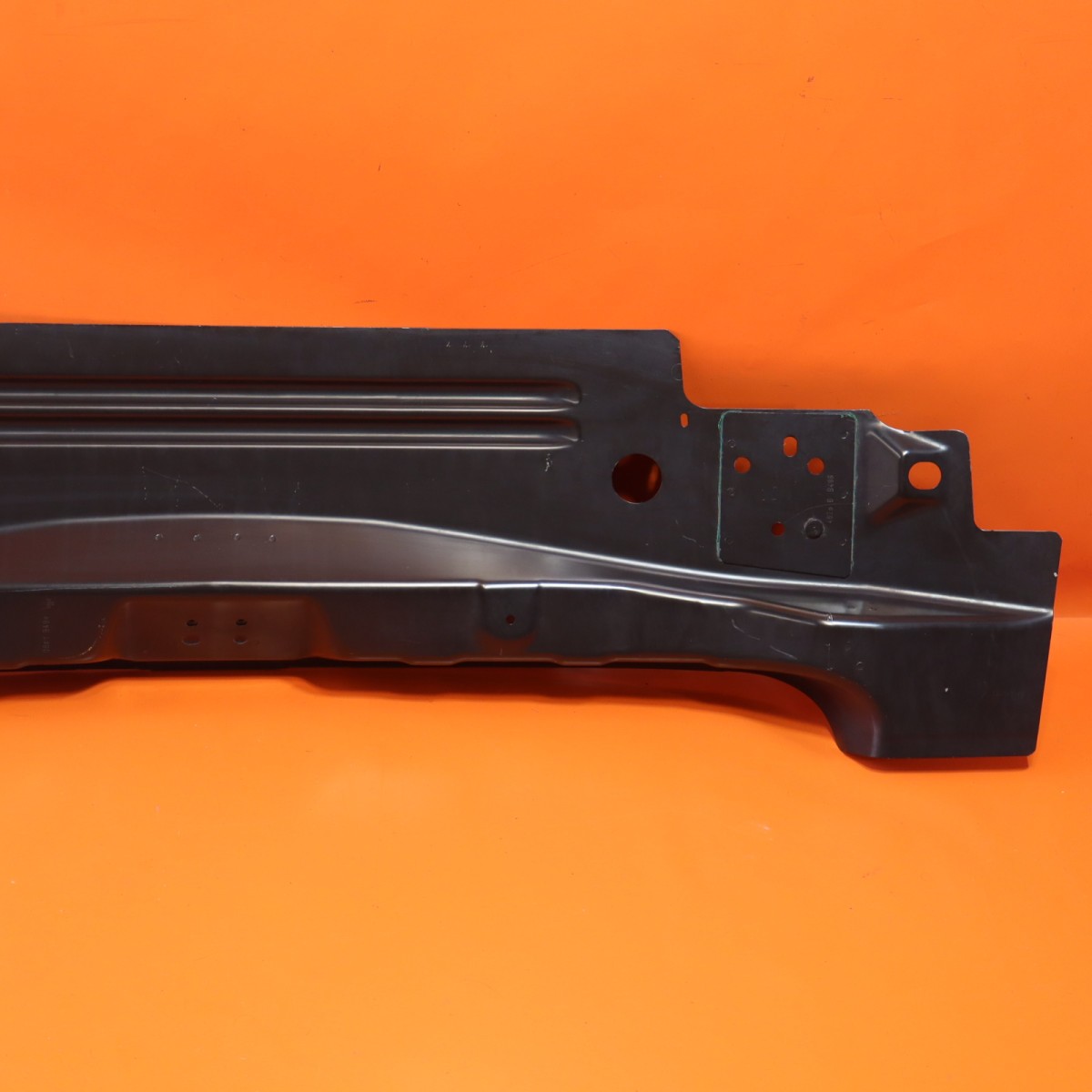 MASERATI LEVANTE REAR BODY PANEL 2017 2018 2019 2020 673012331 OEM