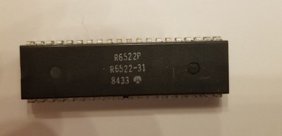 1pcs R6522P DIP-40 INTERFACE ADAPTER RH N.O.S.