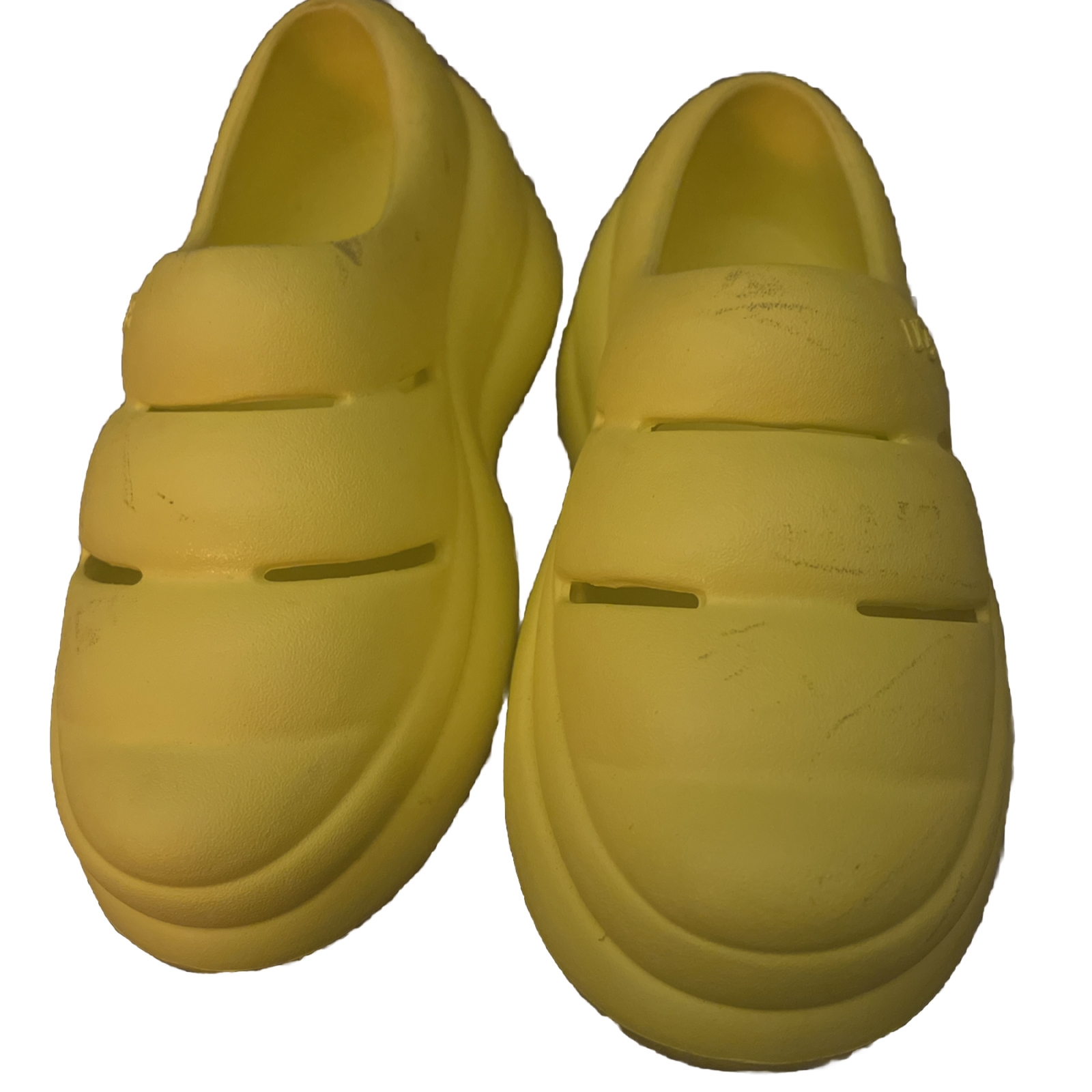 PANTOFOLA D’ORO Sandali da donna UGG Sport Yeah Clog Crocs taglia 8 gialli