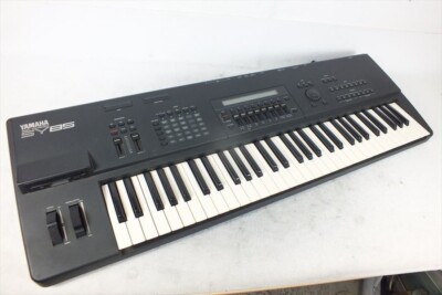 Yamaha SY85 Keyboard Music Synthesizer With Case Used From Yamaha SY85 Keyboard Music Synthesizer With Case Used From