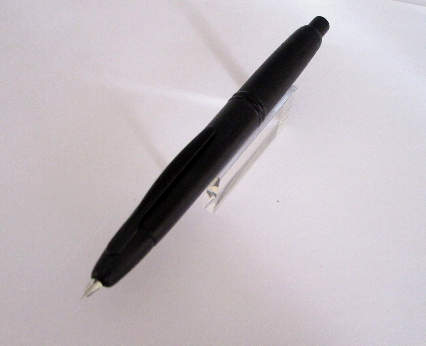 Pilot Capless stylo plume rétractable noir mat, l'élégance intemporelle d'un grand classique