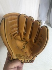 Vintage Mr. Giants Children's Glove General Sakurai Showa Oh Sadaharu Print Sign