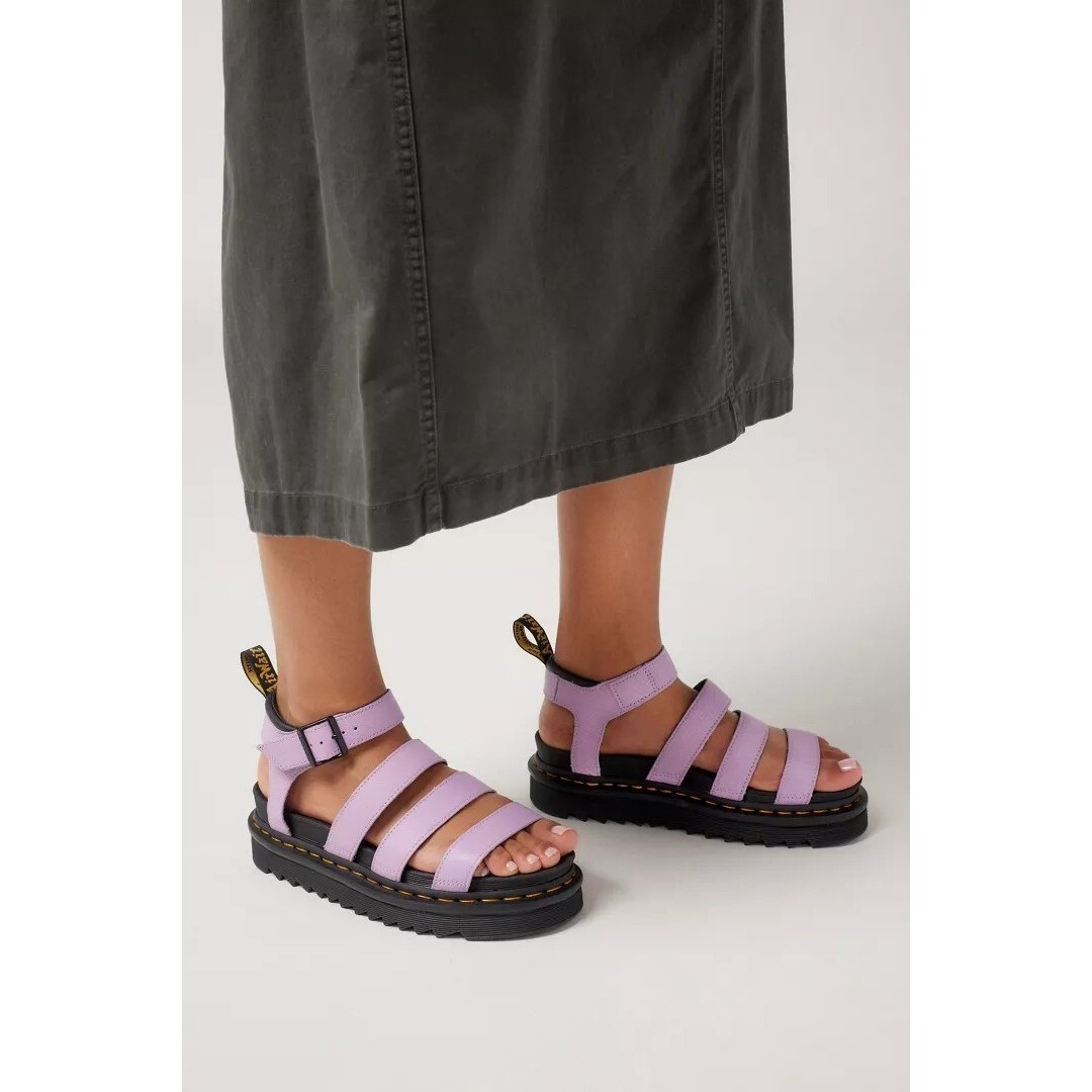 Doc Martens Blaire Flatform Sandals in Lilac Womens Size 7