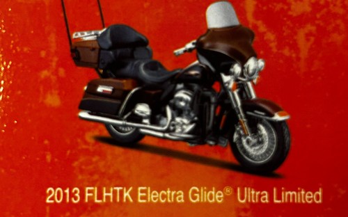 Maisto HD Custom Harley-Davidson Series 42 Brown 2013 Electra Glide - Picture 5 of 7