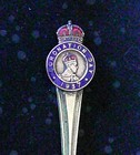 King George VI 1937 Commemorative Coronation Enameled Silverplate Butter Knife — photo 7
